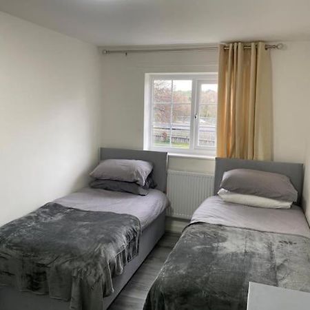 2 Bed House Sleeps 4-5 Villa Liverpool Exterior photo